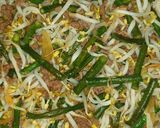 Foto langkah ke 5 dari resep Tumis Daging Sapi Giling Kacang Panjang&Tauge.