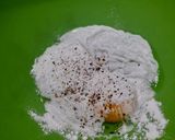Foto del paso 2 de la receta: Galletas de queso chatas, irregulares