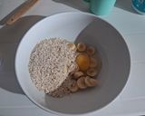 Foto del paso 1 de la receta: Muffins saludables de bananas y mandarina con avena, cacao amargo🍌🍊🧁🧁