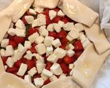 A picture of step 2 of Vegetable and mozzarella pie.