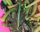 A picture of step 3 of Chinese-Style Stir-Fried Pho Noodles.