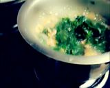 A picture of step 1 of Spinach soup.