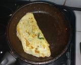 Foto langkah ke 5 dari resep Martabak Telur Abang-Abang Isi Sayuran (Buncis, Wortel, Jagung).