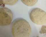 A picture of step 4 of Bread pockets.