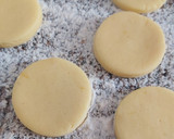 Foto del paso 3 de la receta: Alfajores de maicena