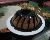 Foto langkah ke 7 dari resep Cake Coklat Iseng saja cuma pake loyang 18cm telurnya 2biji.