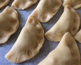 Házi tortellini erdei gombamártással recept fázis 7 fotója