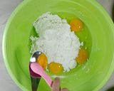Foto langkah ke 1 dari resep Bolu ketan pandan kukus moist.