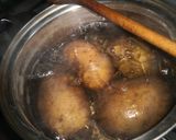 Roston csirkemell sajtmártással, burgonyafánkkal recept fázis 1 fotója