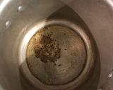 A picture of step 1 of Surprise Curry (from watermelon white waste part.