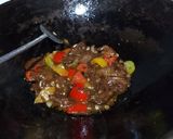 Foto langkah ke 2 dari resep Sapi lada hitam.