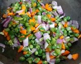 A picture of step 6 of Veg Schezwan Noodles.