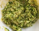 Foto del paso 4 de la receta: Bocaditos de zapallito verde