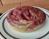 Foto del paso 8 de la receta: Torta de banana🍌 y mora🍒 marmoleada sin huevo y sin horno🧁🍒🍯