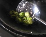 Foto langkah ke 4 dari resep Sambal telor kentang dan rimbang.
