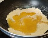 A picture of step 2 of Sooji Besan Halwa.