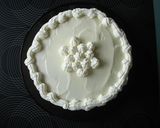 Fehércsokoládés-karamelles torta recept fázis 10 fotója
