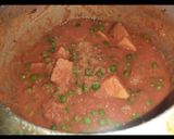 A picture of step 4 of Sindhi Aloo Matar.