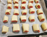 Foto del paso 3 de la receta: Saladitos hojaldrados con carne picada