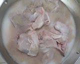 Foto langkah ke 1 dari resep Ayam Goreng KFC.