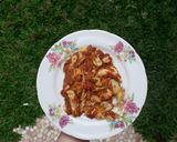 Foto langkah ke 5 dari resep Kol Goreng Sambal Kornet.