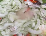 Foto langkah ke 8 dari resep Selat Segar Iga.