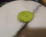 A picture of step 3 of Palak Ki Poori.