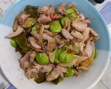 Foto langkah ke 6 dari resep Sambel Goreng Cumi Pete.