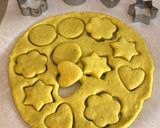 A picture of step 7 of Avocado Biscuits.