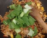 Foto langkah ke 3 dari resep Nasi Goreng Jawa Pedas.