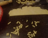 Foto del paso 2 de la receta: Palitos salados 😋 ricos, fácil y económicos.