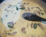 Foto del paso 3 de la receta: Arroz con salsa de crema y hongos