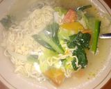 Foto langkah ke 4 dari resep Mie Instan Kari Pedas.