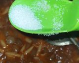 Foto langkah ke 5 dari resep Sosis Jamur Telur Saus Pedas.