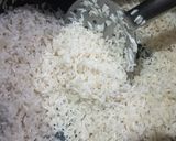 A picture of step 5 of Tahri or spicy pulav.