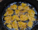 आलू भजिया (aloo bhajiya recipe in Hindi) रेसिपी चरण 2 फोटो
