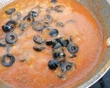 Foto del paso 10 de la receta: Solomillo de cerdo con aceitunas