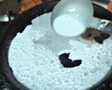 A picture of step 3 of Neer Dosa.