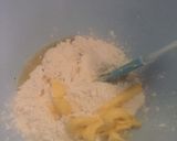 Foto langkah ke 3 dari resep Pia Isi Ubi Ungu (Panggang di Teflon).