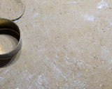 Foto del paso 2 de la receta: Alfajores sin gluten con aceite y azúcar mascabo