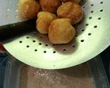 Foto langkah ke 4 dari resep Chapssal Doughnuts / Donat Korea (topping Cinamon sugar).