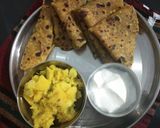 મિક્સ વેજીટેબલ થેપલા(mix vegetable thepla recipe in gujarati) રેસીપી સ્ટેપ5ફોટો