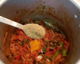 A picture of step 5 of Chicken curry.