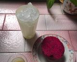 Gambar langkah 1 resipi Dragon Fruit Smootie.