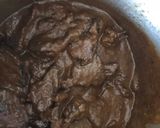 Foto del paso 7 de la receta: Carrilleras de ternera en salsa con olla express