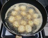 Foto langkah ke 4 dari resep Bola tahu rambutan.