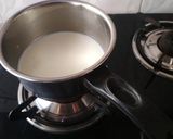A picture of step 1 of Custard sandwich.