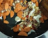 Foto langkah ke 6 dari resep Oseng Kornet Sayur.