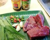 Gambar langkah 1 resipi Pad kra pao daging.