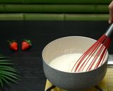 Foto langkah ke 8 dari resep TANPA TERIGU TANPA MIXER TANPA OVEN | CAKE KETAGIH SUPER LEMBUT.